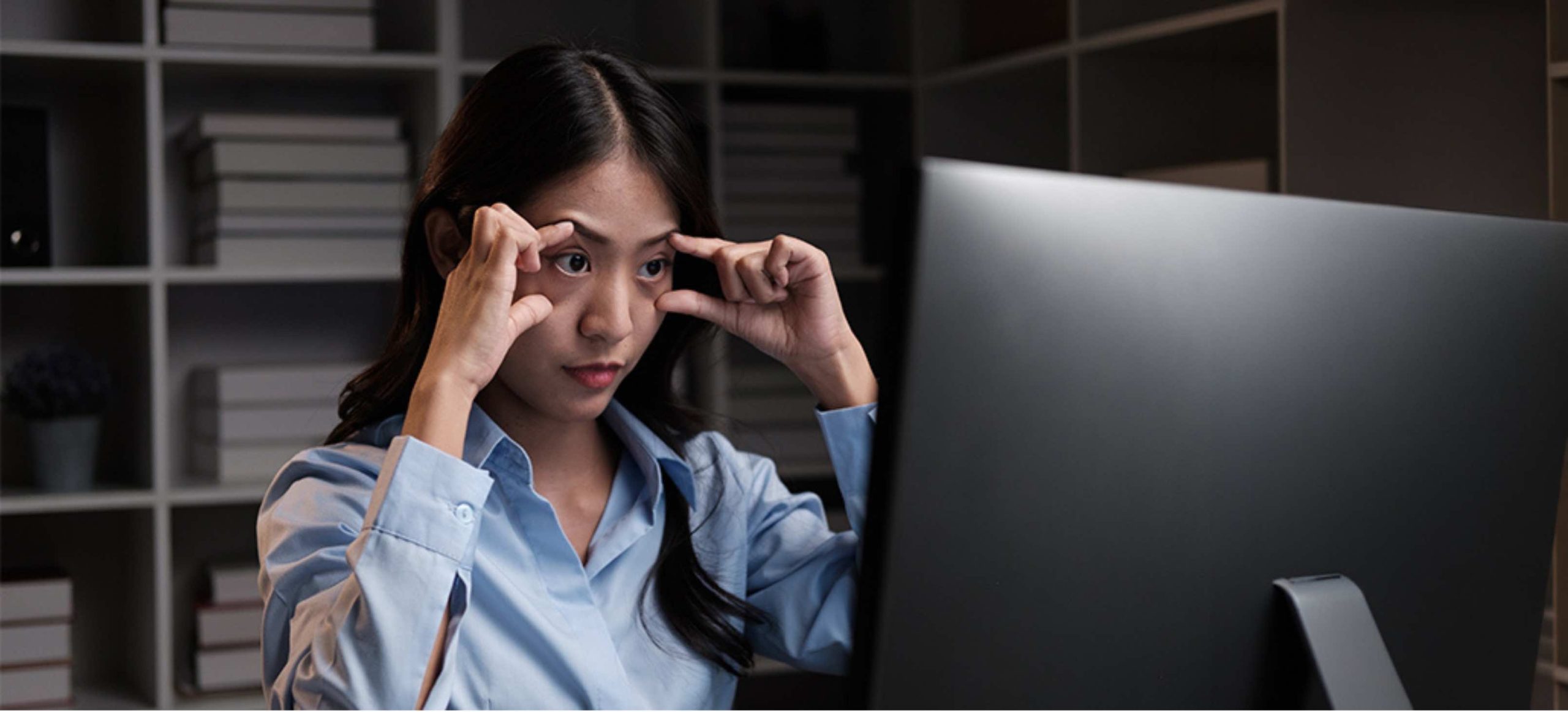 Eye Health in the Digital Age: Screen Fatigue and the Role of Phakic Lenses